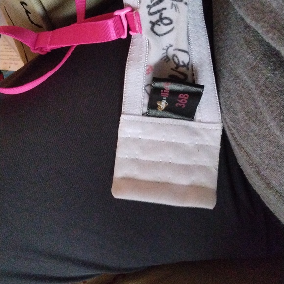 Always A Flirt 36B Bra White W/Black And Pink - Picture 3 of 3